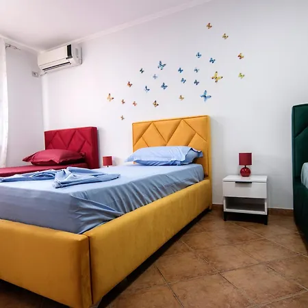 Urban Oasis Center Apartman *