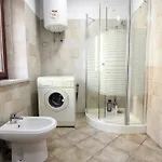 Urban Oasis Center Apartment *