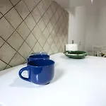 Urban Oasis Center Apartment *