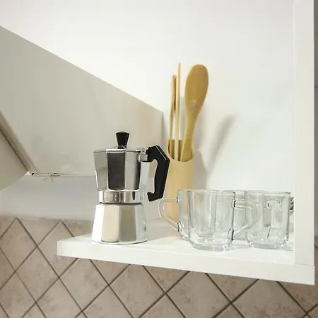 Urban Oasis Center * Tiran