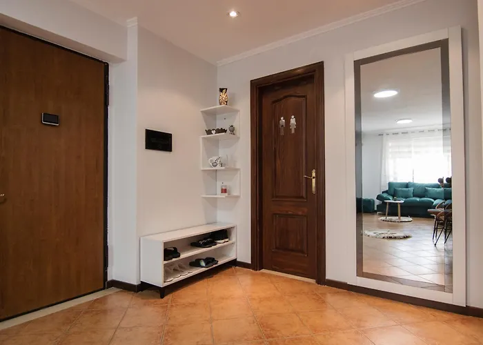 Urban Oasis Center * تيرانا